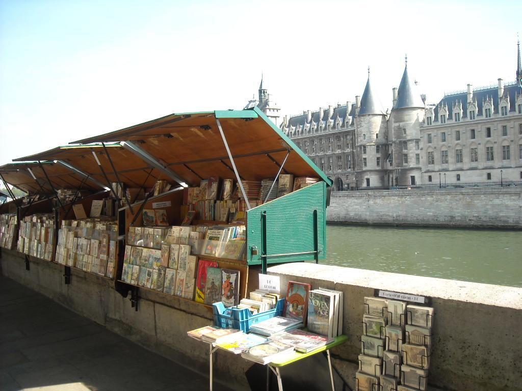 Ferienwohnung Le Voyage En Isle Paris Exterior foto